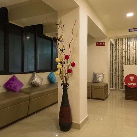 Oyo 10254 Hotel Taha Pride Нагпур Екстериор снимка
