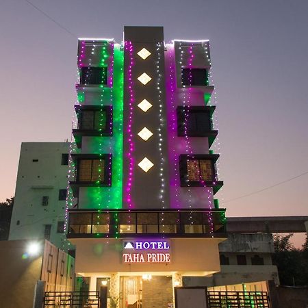 Oyo 10254 Hotel Taha Pride Нагпур Екстериор снимка