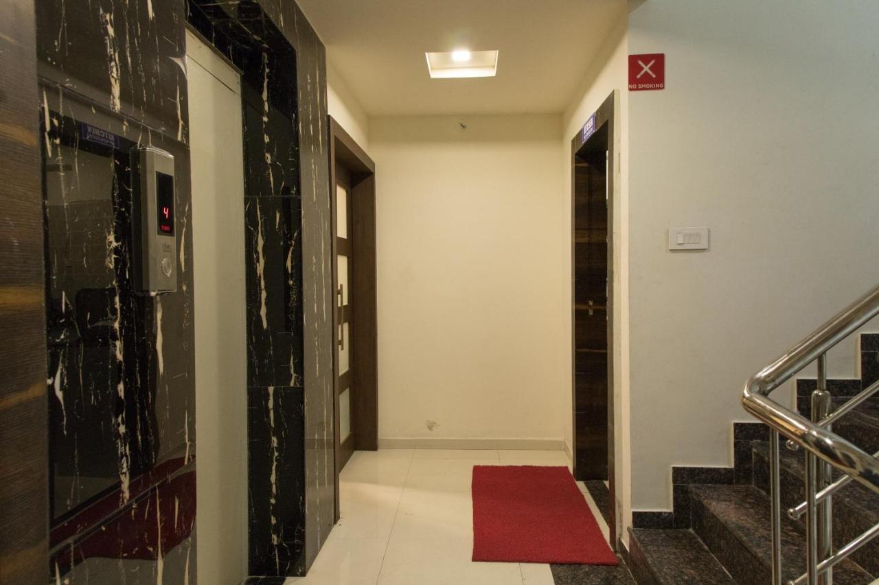 Oyo 10254 Hotel Taha Pride Нагпур Екстериор снимка