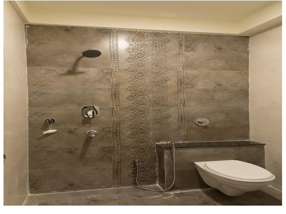 Oyo 10254 Hotel Taha Pride Нагпур Екстериор снимка